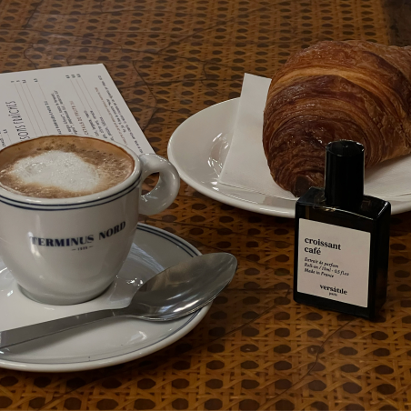 VERSATILE PARIS - Croissant Café